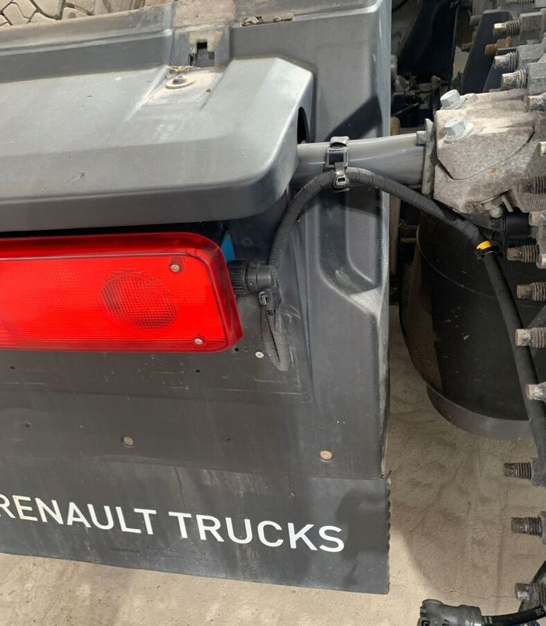 Renault BŁOTNIK LEWY TYŁ KOMPLETNY RENAULT GAMA T C RANGE - 펜더 트럭 용 : 사진 1 Renault BŁOTNIK LEWY TYŁ KOMPLETNY RENAULT GAMA T C RANGE - 펜더 트럭 용 : 사진 1
