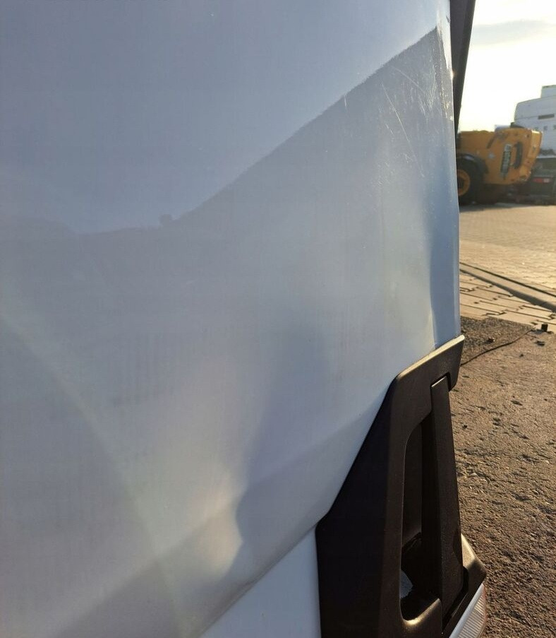 Renault GAMA T K C RANGE - 도어 및 부품 트럭 용 : 사진 4 Renault GAMA T K C RANGE - 도어 및 부품 트럭 용 : 사진 4