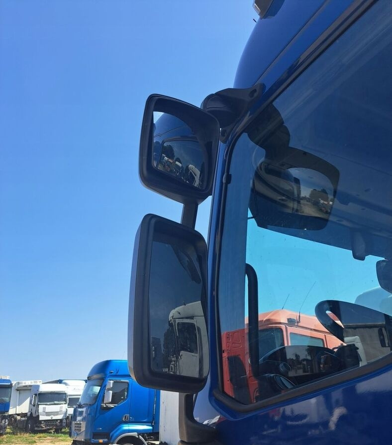 Renault GAMA T K C RANGE - 도어 및 부품 트럭 용 : 사진 1 Renault GAMA T K C RANGE - 도어 및 부품 트럭 용 : 사진 1