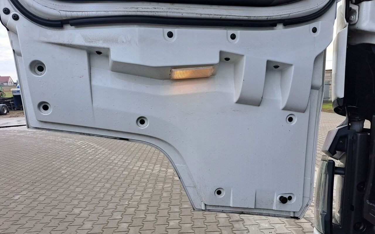 Renault GAMA T RANGE HIGH - 도어 및 부품 트럭 용 : 사진 1 Renault GAMA T RANGE HIGH - 도어 및 부품 트럭 용 : 사진 1