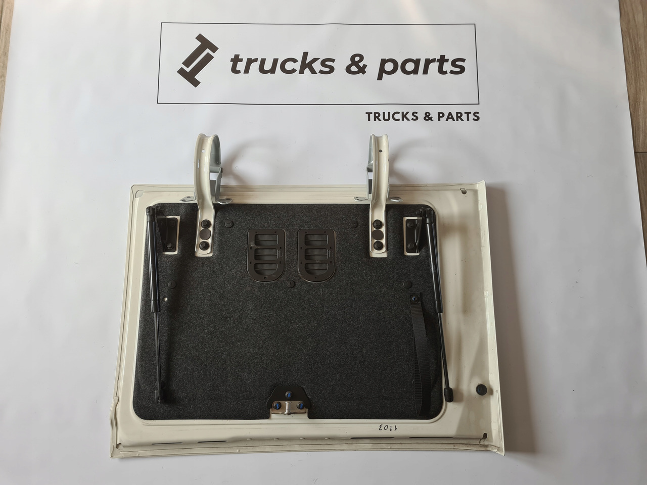 VOLVO KLAPA SCHOWKA DRZWICZKI ZAWIASY PRAWE KOMPLETNE VOLVO FH 4 FH 5 1103 - 보디 및 외관 트럭 용 : 사진 5 VOLVO KLAPA SCHOWKA DRZWICZKI ZAWIASY PRAWE KOMPLETNE VOLVO FH 4 FH 5 1103 - 보디 및 외관 트럭 용 : 사진 5