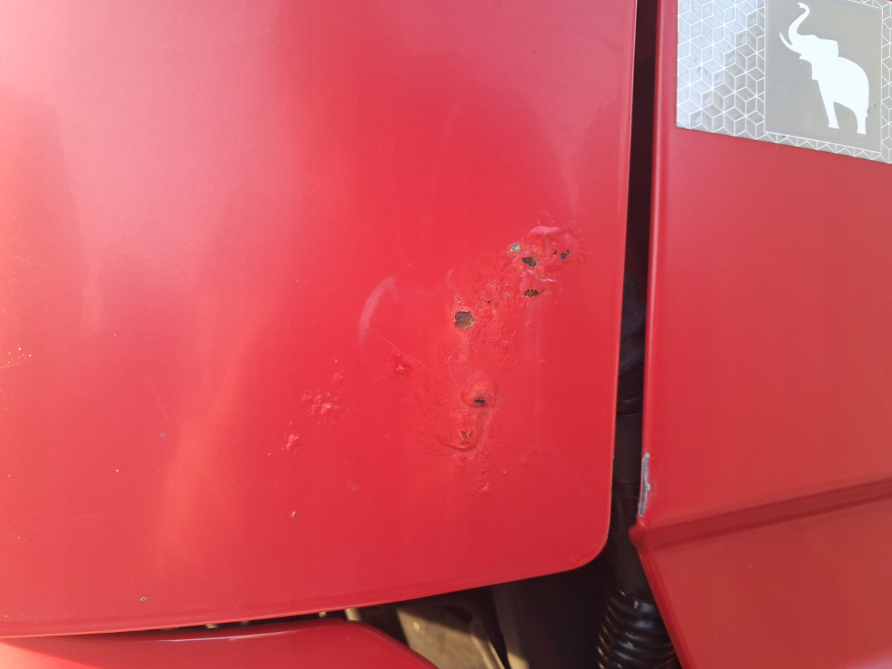 VOLVO MASKA KOMPLETNA GÓRNA ATRAPA KABINY VOLVO FM 4 FMX EURO 6 - 차양 트럭 용 : 사진 3 VOLVO MASKA KOMPLETNA GÓRNA ATRAPA KABINY VOLVO FM 4 FMX EURO 6 - 차양 트럭 용 : 사진 3