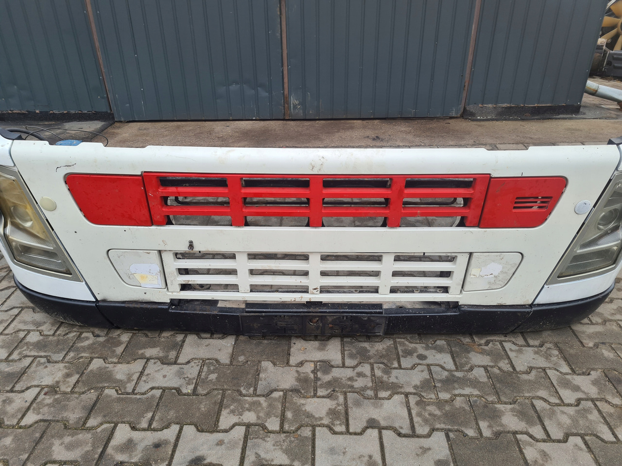 VOLVO PRZÓD KOMPLETNY ZDERZAK LAMPA OSŁONA VOLVO FH FM 7 9 12 13 - 범퍼 트럭 용 : 사진 4 VOLVO PRZÓD KOMPLETNY ZDERZAK LAMPA OSŁONA VOLVO FH FM 7 9 12 13 - 범퍼 트럭 용 : 사진 4