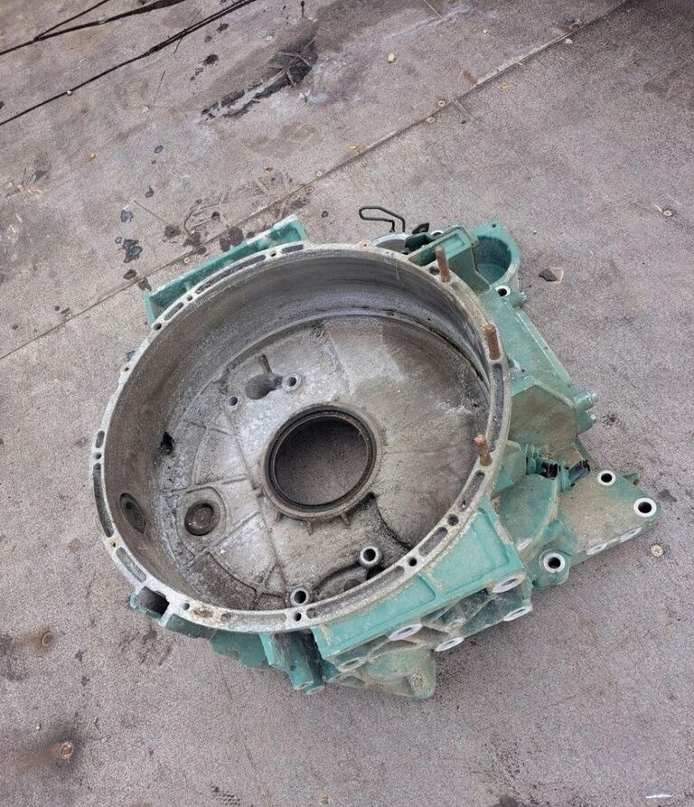 Volvo OBUDOWA SPRZĘGŁA KOŁA ZAMACHOWEGO FL D8K RENAULT GAMA D EURO 6. Volvo OE - 플라이휠 트럭 용 : 사진 1 Volvo OBUDOWA SPRZĘGŁA KOŁA ZAMACHOWEGO FL D8K RENAULT GAMA D EURO 6. Volvo OE - 플라이휠 트럭 용 : 사진 1