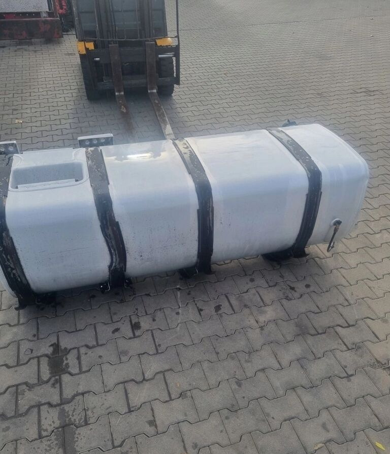 Volvo OE 20873121 Renault RENAULT PREMIUM MAGNUM DXI GAMA T VOLVO FH 13 4 truck - 연료 탱크 트럭 용 : 사진 4 Volvo OE 20873121 Renault RENAULT PREMIUM MAGNUM DXI GAMA T VOLVO FH 13 4 truck - 연료 탱크 트럭 용 : 사진 4