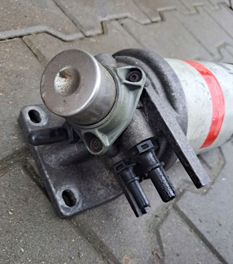 Volvo SEPARATOR POMPKA PALIWA RENAULT GAMA D VOLVO FL - 연료 필터 트럭 용 : 사진 1 Volvo SEPARATOR POMPKA PALIWA RENAULT GAMA D VOLVO FL - 연료 필터 트럭 용 : 사진 1