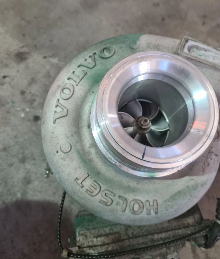Volvo TURBINA TURBOSPRĘŻARKA FH 16 D16K 750 EURO 6 3789660 HW-3789663   Volvo VOLVO FH 16 D16K 750 EURO 6 3789660 HW-3789663 - 터보 트럭 용 : 사진 5 Volvo TURBINA TURBOSPRĘŻARKA FH 16 D16K 750 EURO 6 3789660 HW-3789663   Volvo VOLVO FH 16 D16K 750 EURO 6 3789660 HW-3789663 - 터보 트럭 용 : 사진 5