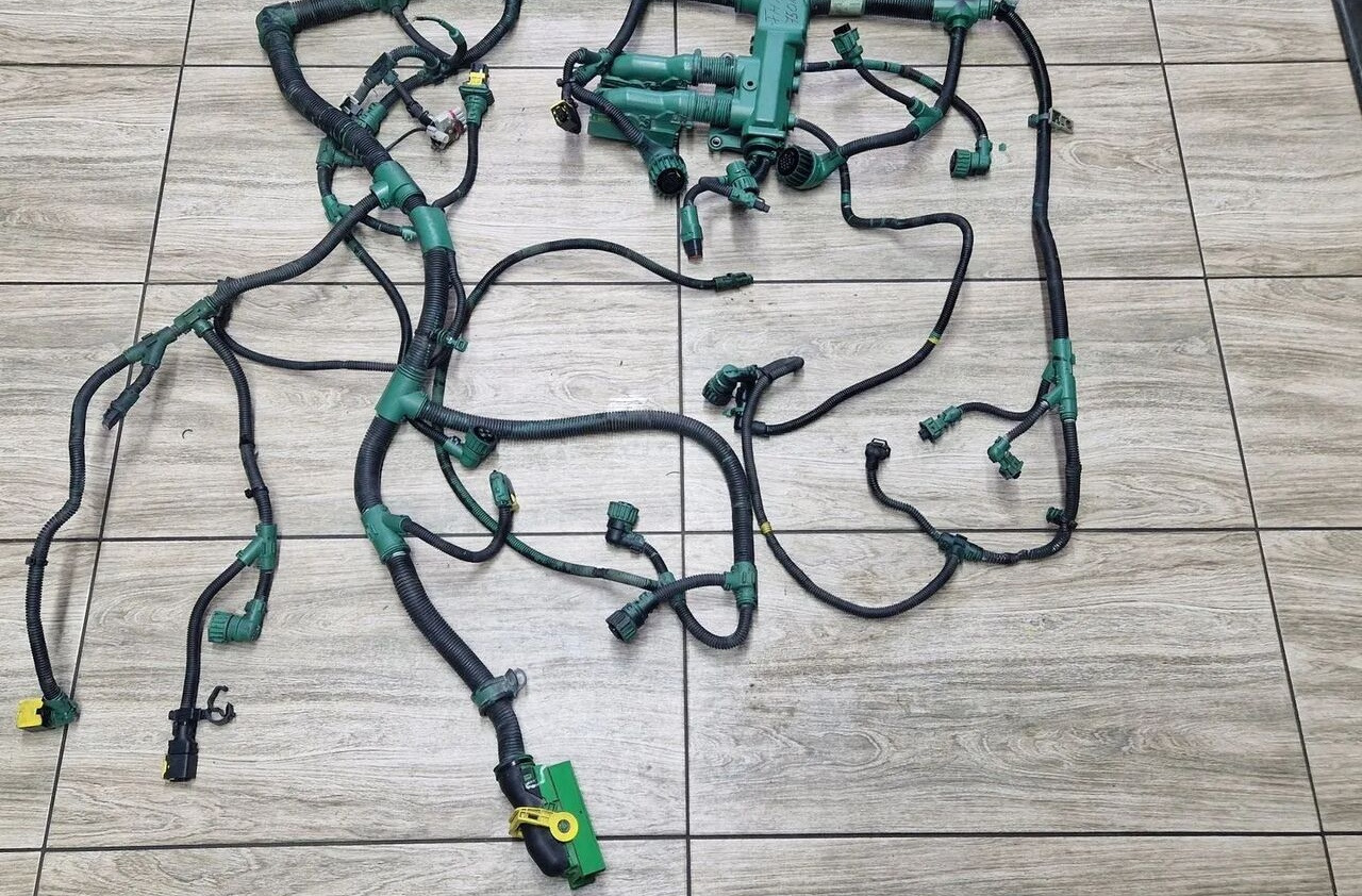 Volvo WIĄZKA INSTALACJA SILNIKA FH 16 D16K EURO 6 22549742 1 Volvo - 케이블/ 와이어 하니스 트럭 용 : 사진 5 Volvo WIĄZKA INSTALACJA SILNIKA FH 16 D16K EURO 6 22549742 1 Volvo - 케이블/ 와이어 하니스 트럭 용 : 사진 5