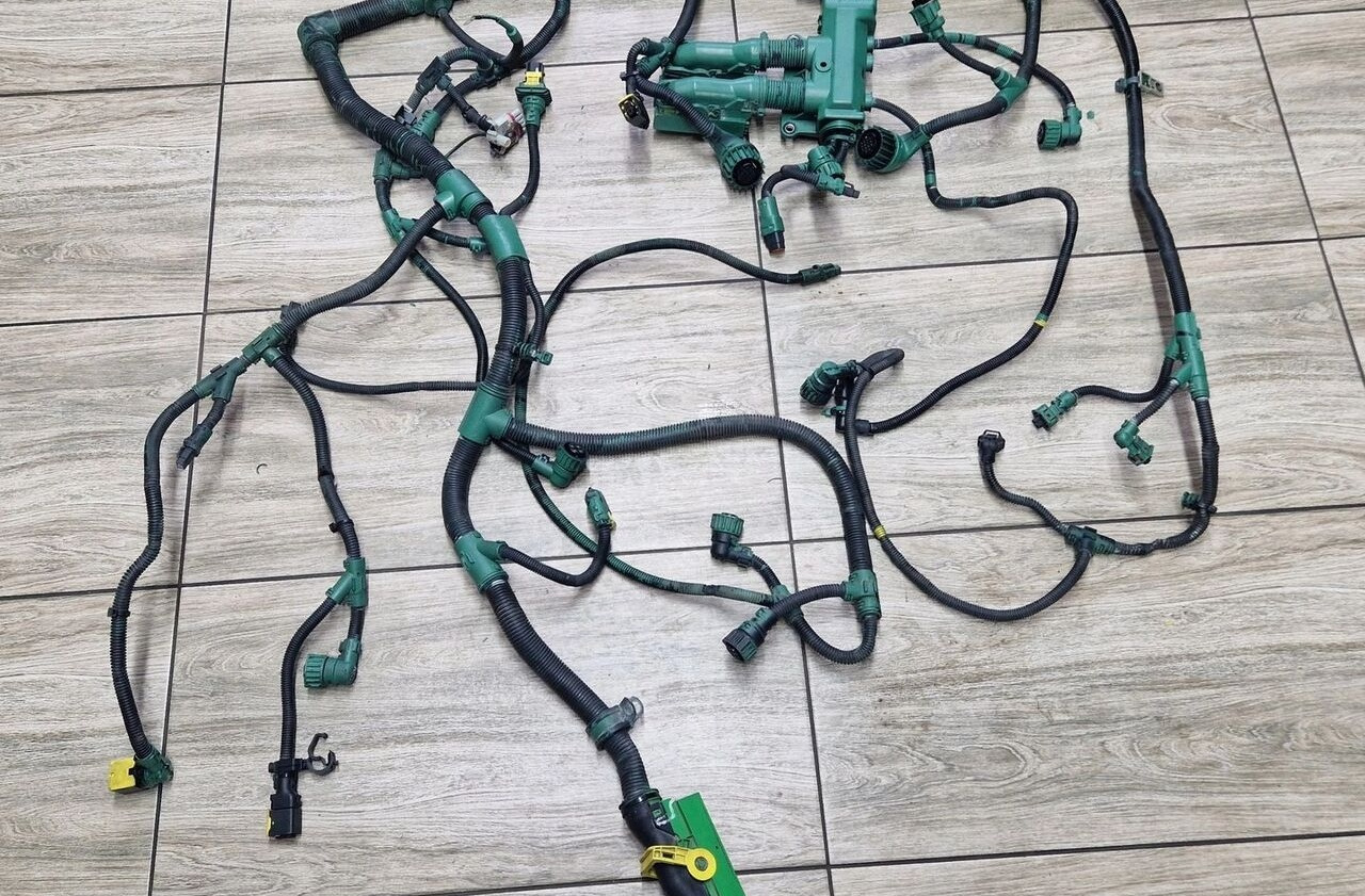 Volvo WIĄZKA INSTALACJA SILNIKA FH 16 D16K EURO 6 22549742 1 Volvo - 케이블/ 와이어 하니스 트럭 용 : 사진 2 Volvo WIĄZKA INSTALACJA SILNIKA FH 16 D16K EURO 6 22549742 1 Volvo - 케이블/ 와이어 하니스 트럭 용 : 사진 2