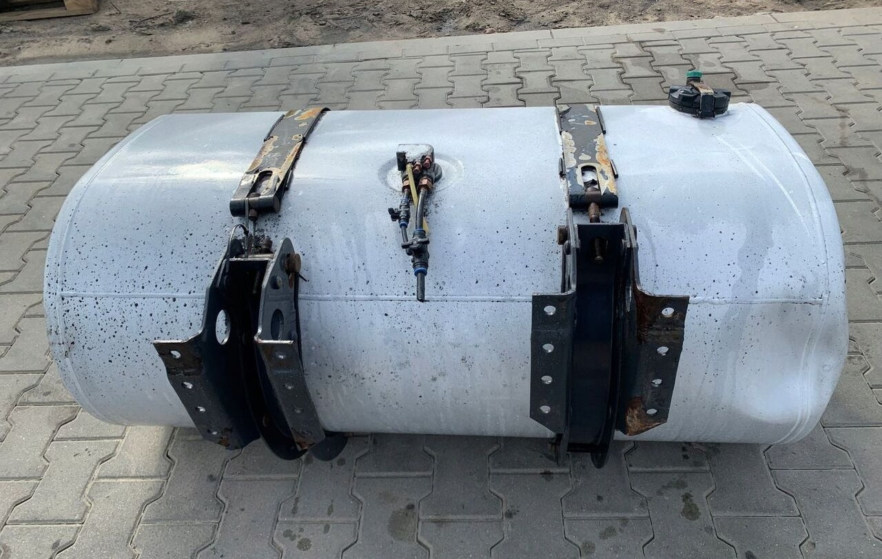 ZBIORNIK PALIWA RENAULT VOLVO LOW DECK 130x69x56 - 연료 탱크 트럭 용 : 사진 2 ZBIORNIK PALIWA RENAULT VOLVO LOW DECK 130x69x56 - 연료 탱크 트럭 용 : 사진 2