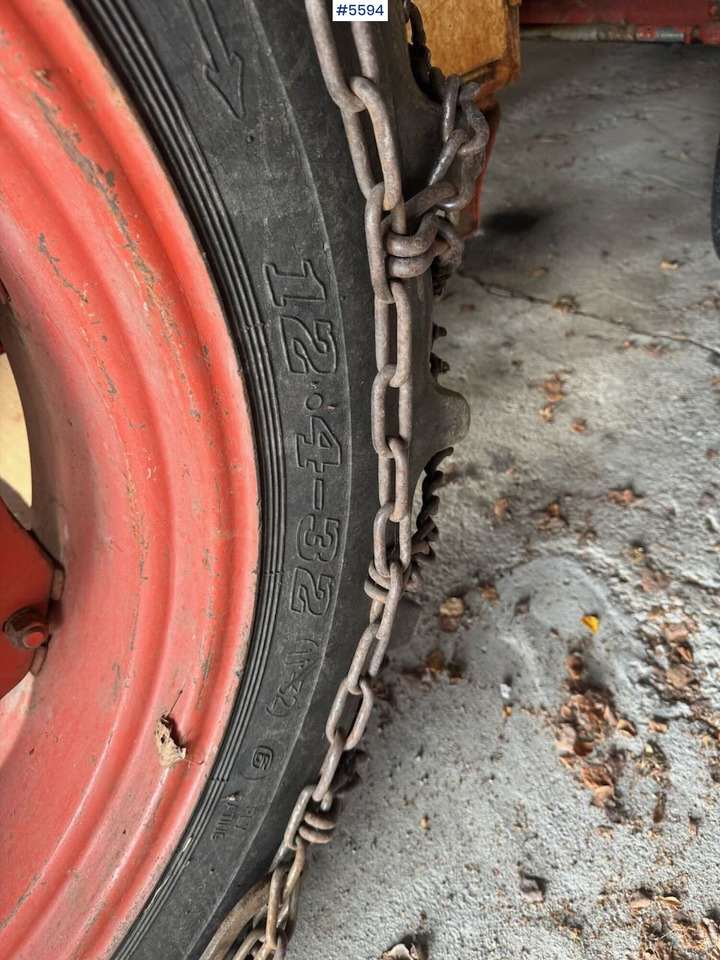 장궤형 트랙터 1974 David Brown 885 w/ loaders and chain. : 사진 18 장궤형 트랙터 1974 David Brown 885 w/ loaders and chain. : 사진 18