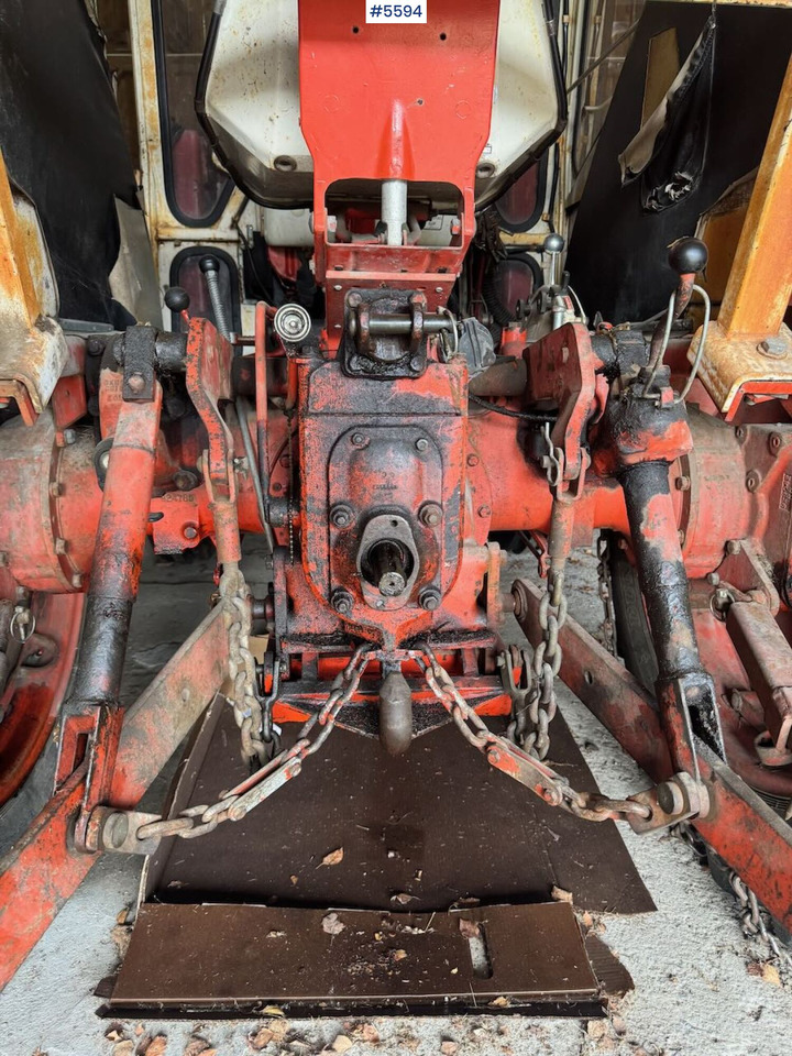 장궤형 트랙터 1974 David Brown 885 w/ loaders and chain. : 사진 17 장궤형 트랙터 1974 David Brown 885 w/ loaders and chain. : 사진 17