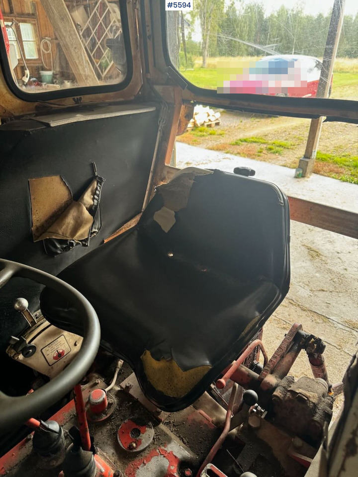 장궤형 트랙터 1974 David Brown 885 w/ loaders and chain. : 사진 13 장궤형 트랙터 1974 David Brown 885 w/ loaders and chain. : 사진 13