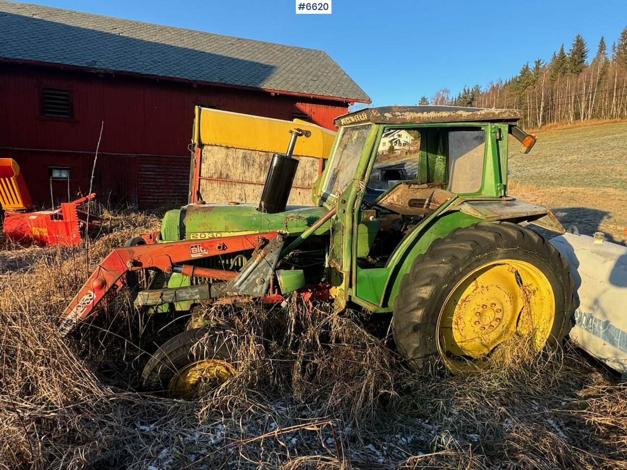 1977 John Deere 2030 w/ front loader. Repair object. - 장궤형 트랙터 : 사진 1 1977 John Deere 2030 w/ front loader. Repair object. - 장궤형 트랙터 : 사진 1