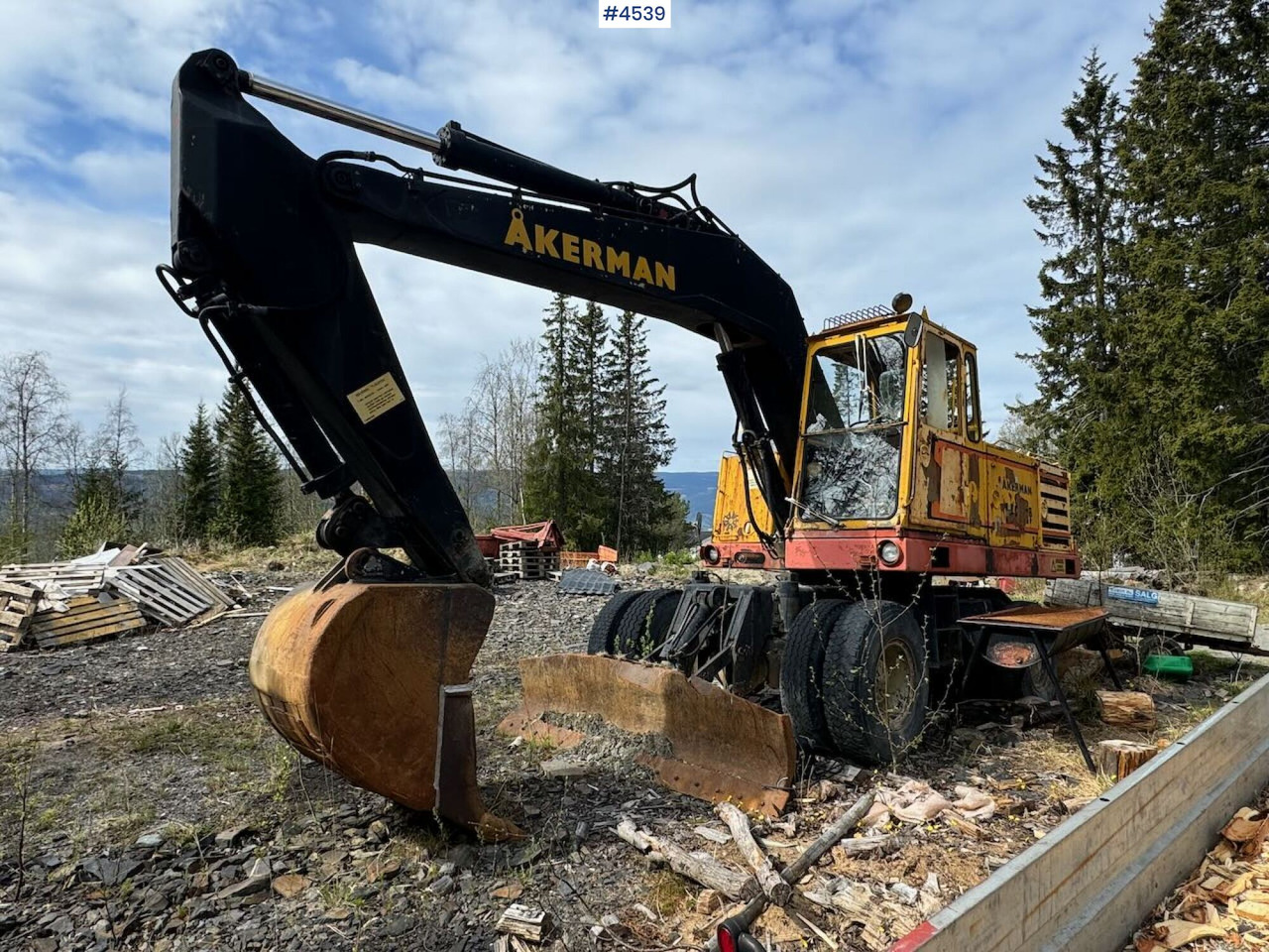 1979 Åkerman H9 Wheeled excavator w/ bucket. Repair object. - 굴착기 : 사진 1 1979 Åkerman H9 Wheeled excavator w/ bucket. Repair object. - 굴착기 : 사진 1