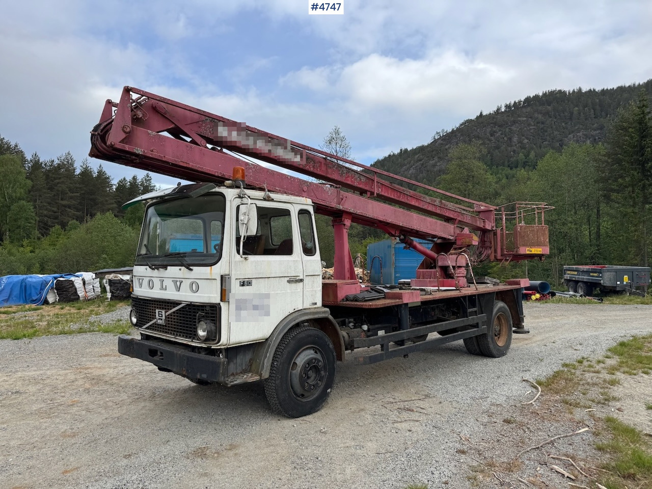 1979 Volvo F 613 w/lift - 트럭 탑재 고가작업 플랫폼 : 사진 1 1979 Volvo F 613 w/lift - 트럭 탑재 고가작업 플랫폼 : 사진 1