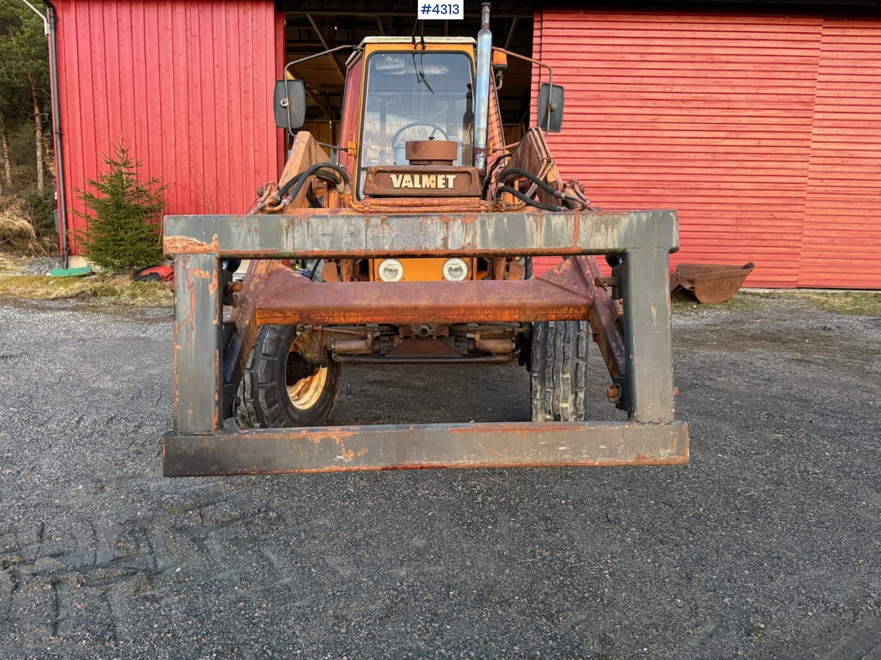 1980 Valmet 602 m/ frontlaster - 장궤형 트랙터 : 사진 4 1980 Valmet 602 m/ frontlaster - 장궤형 트랙터 : 사진 4