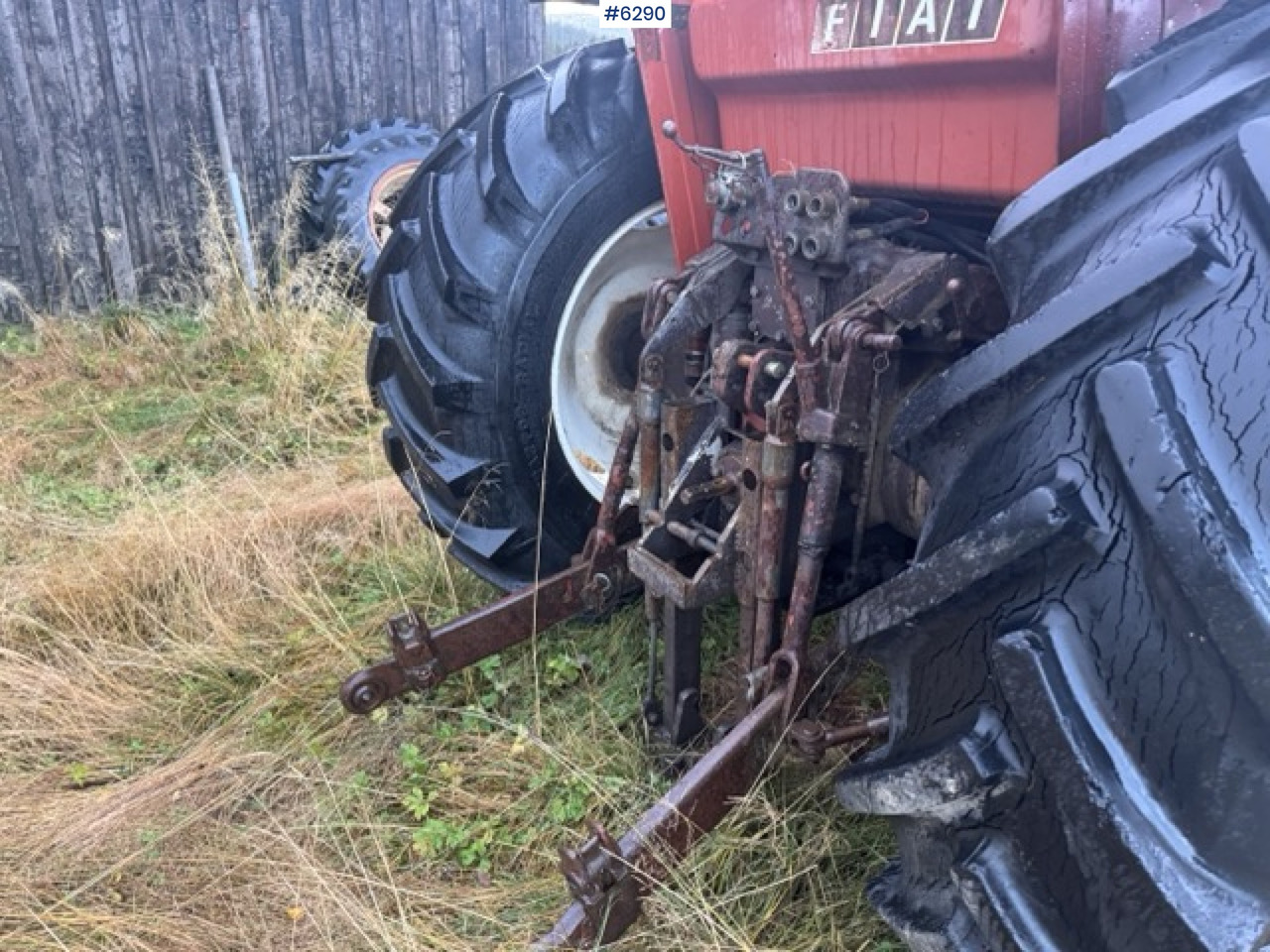 장궤형 트랙터 1983 Fiat 980DT 4x4. Repair Object : 사진 18