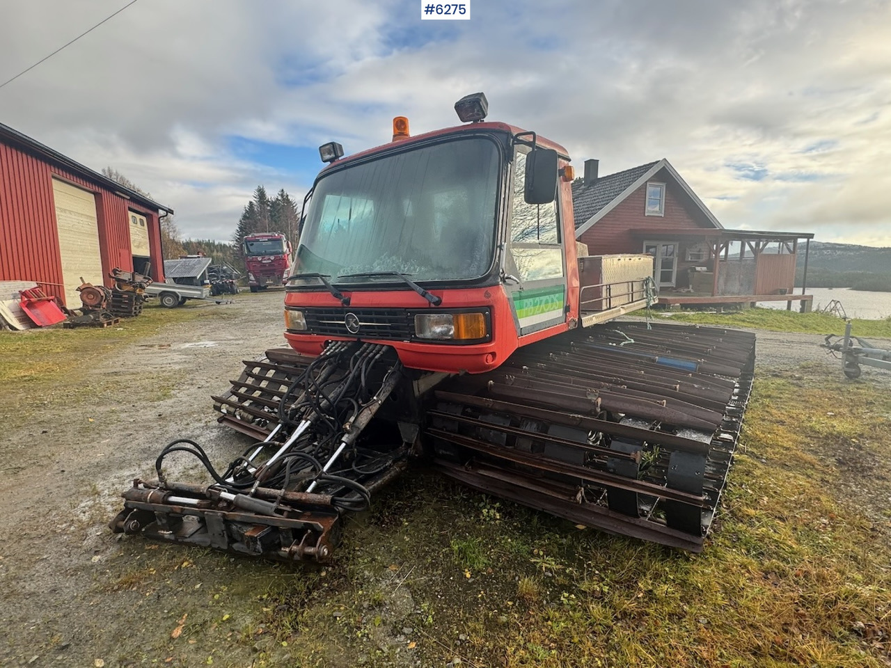 1985 Kässbohrer PB 270DS treadle machine w/ cutters and smoothing board - 지자체/ 특수 차량 : 사진 3 1985 Kässbohrer PB 270DS treadle machine w/ cutters and smoothing board - 지자체/ 특수 차량 : 사진 3