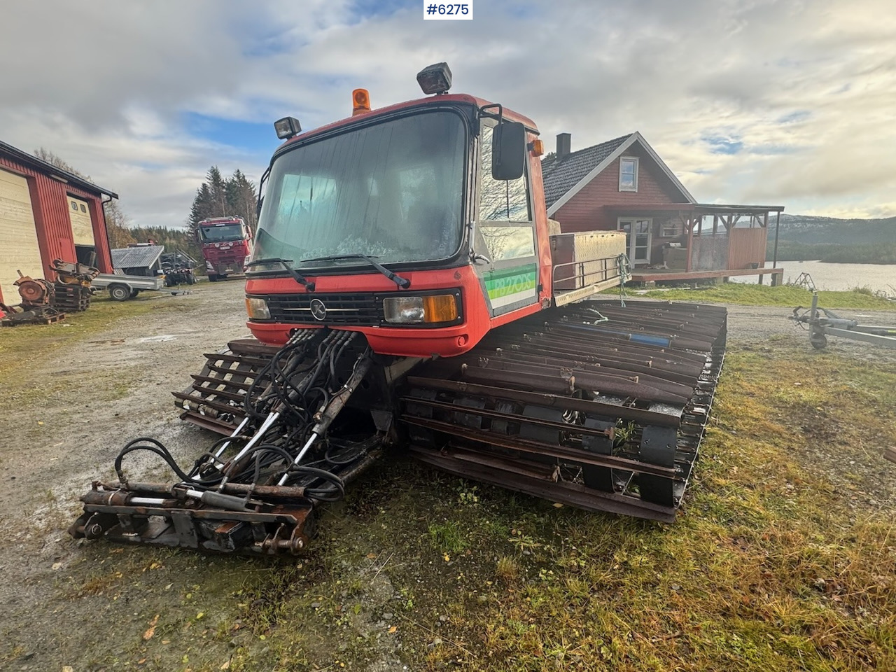 1985 Kässbohrer PB 270DS treadle machine w/ cutters and smoothing board - 지자체/ 특수 차량 : 사진 4 1985 Kässbohrer PB 270DS treadle machine w/ cutters and smoothing board - 지자체/ 특수 차량 : 사진 4