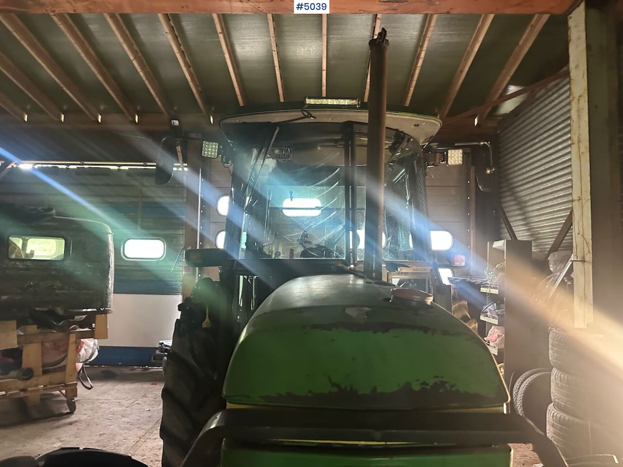 1987 John Deere 2850 Synchron w/ front loader - 장궤형 트랙터 : 사진 3 1987 John Deere 2850 Synchron w/ front loader - 장궤형 트랙터 : 사진 3