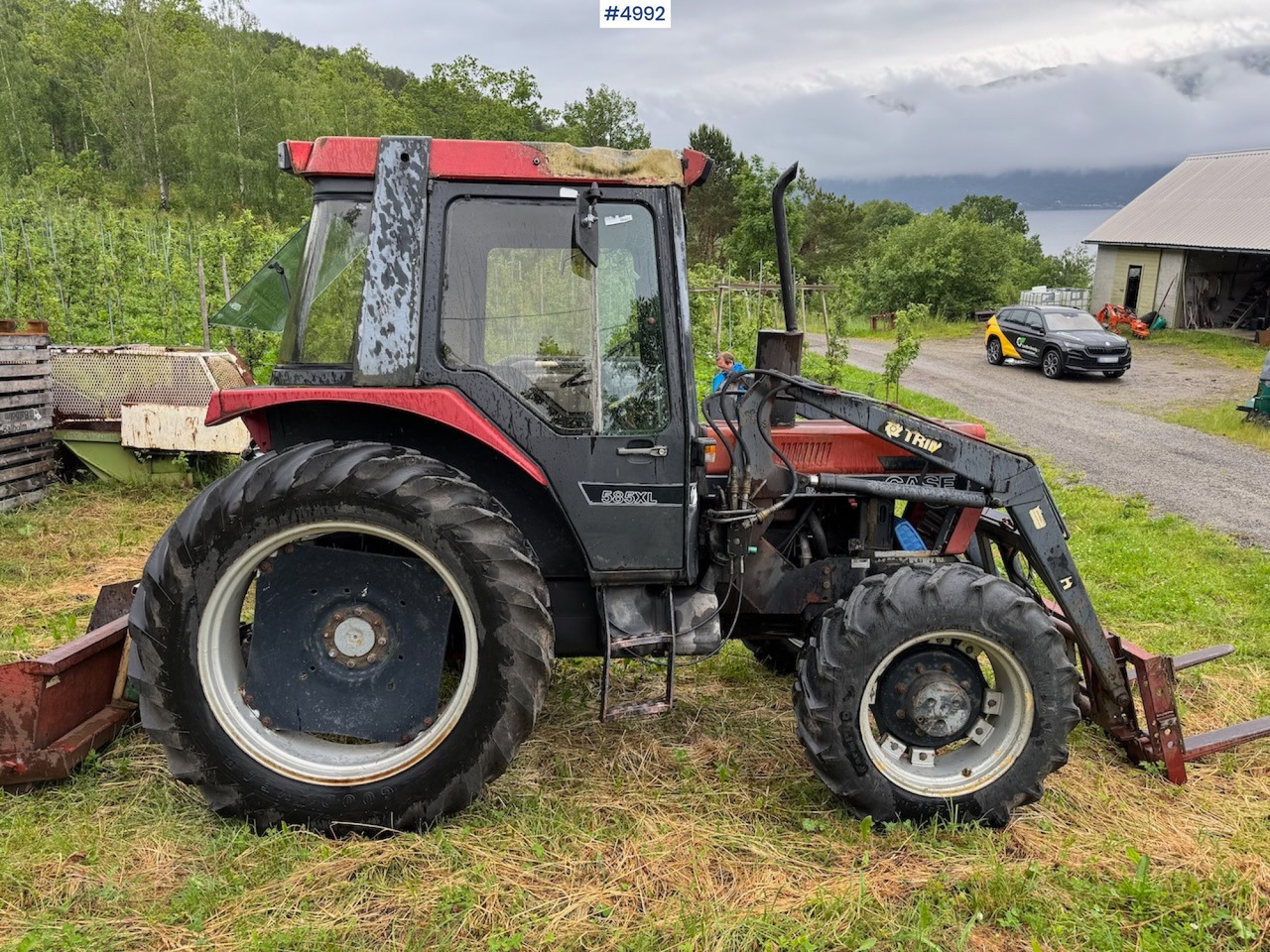 1988 Case International 585 XL w/ front loader. - 장궤형 트랙터 : 사진 2 1988 Case International 585 XL w/ front loader. - 장궤형 트랙터 : 사진 2