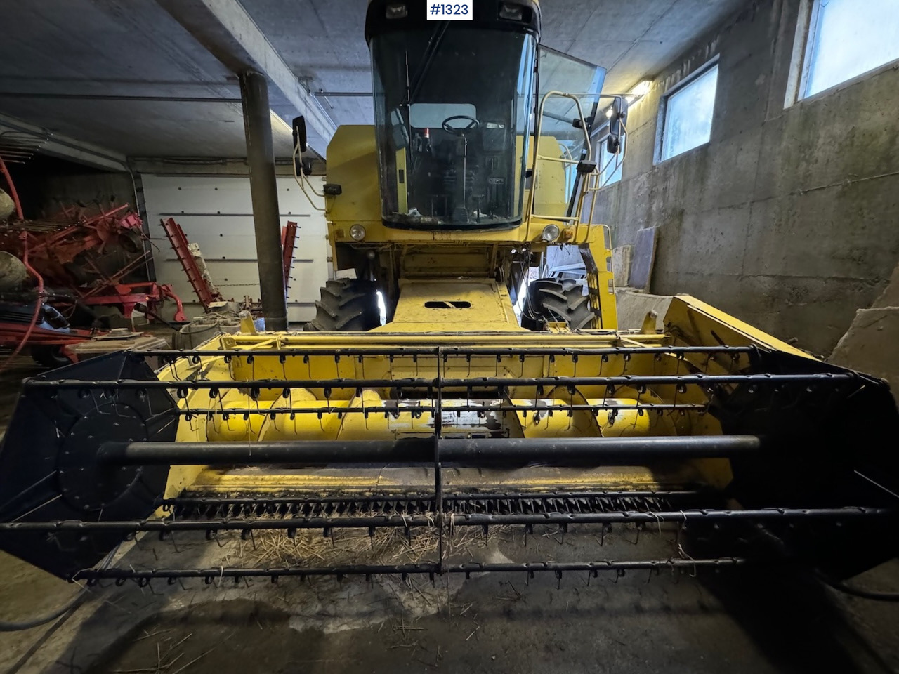 1992 New Holland TC52 Combine - 목초수확기 : 사진 5 1992 New Holland TC52 Combine - 목초수확기 : 사진 5