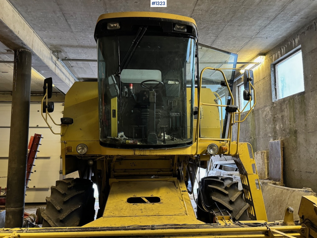 1992 New Holland TC52 Combine - 목초수확기 : 사진 4 1992 New Holland TC52 Combine - 목초수확기 : 사진 4