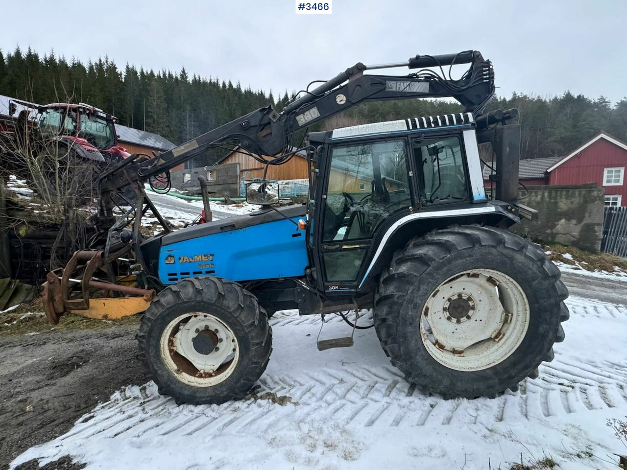 1993 Valmet 8100 m/ Hiab FMV Crane and timber trailer - 장궤형 트랙터 : 사진 4 1993 Valmet 8100 m/ Hiab FMV Crane and timber trailer - 장궤형 트랙터 : 사진 4