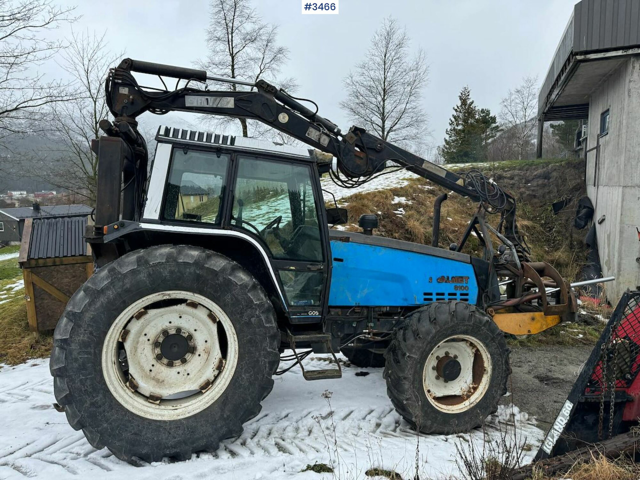1993 Valmet 8100 m/ Hiab FMV Crane and timber trailer - 장궤형 트랙터 : 사진 5 1993 Valmet 8100 m/ Hiab FMV Crane and timber trailer - 장궤형 트랙터 : 사진 5