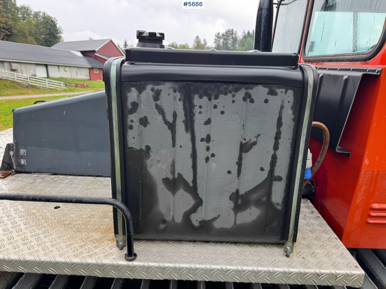 1994 Pisten Bully 150D w/ track layer and milling machine - 지자체/ 특수 차량 : 사진 2 1994 Pisten Bully 150D w/ track layer and milling machine - 지자체/ 특수 차량 : 사진 2