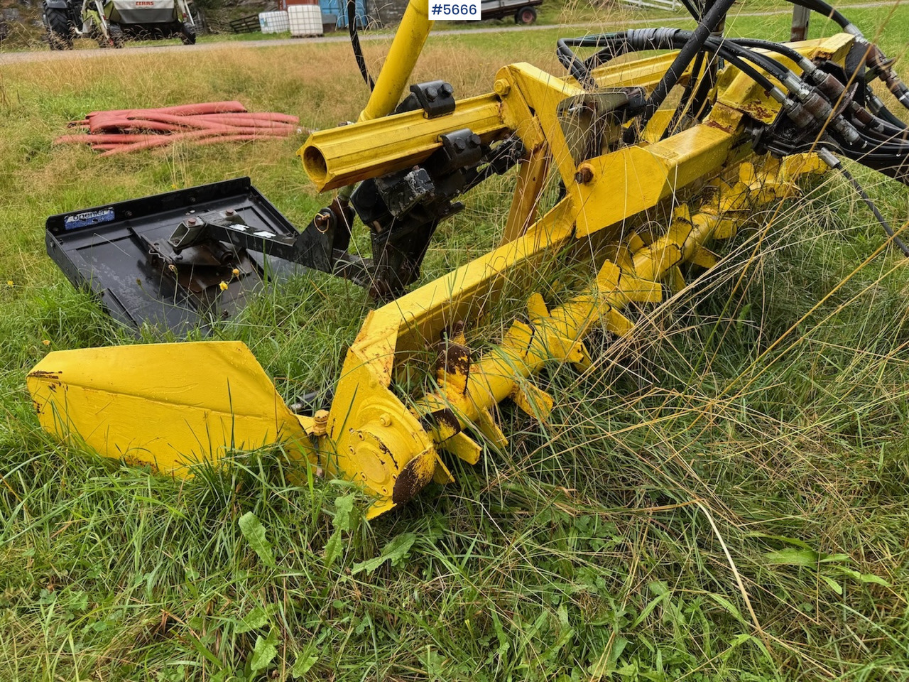1994 Pisten Bully 150D w/ track layer and milling machine - 지자체/ 특수 차량 : 사진 3 1994 Pisten Bully 150D w/ track layer and milling machine - 지자체/ 특수 차량 : 사진 3