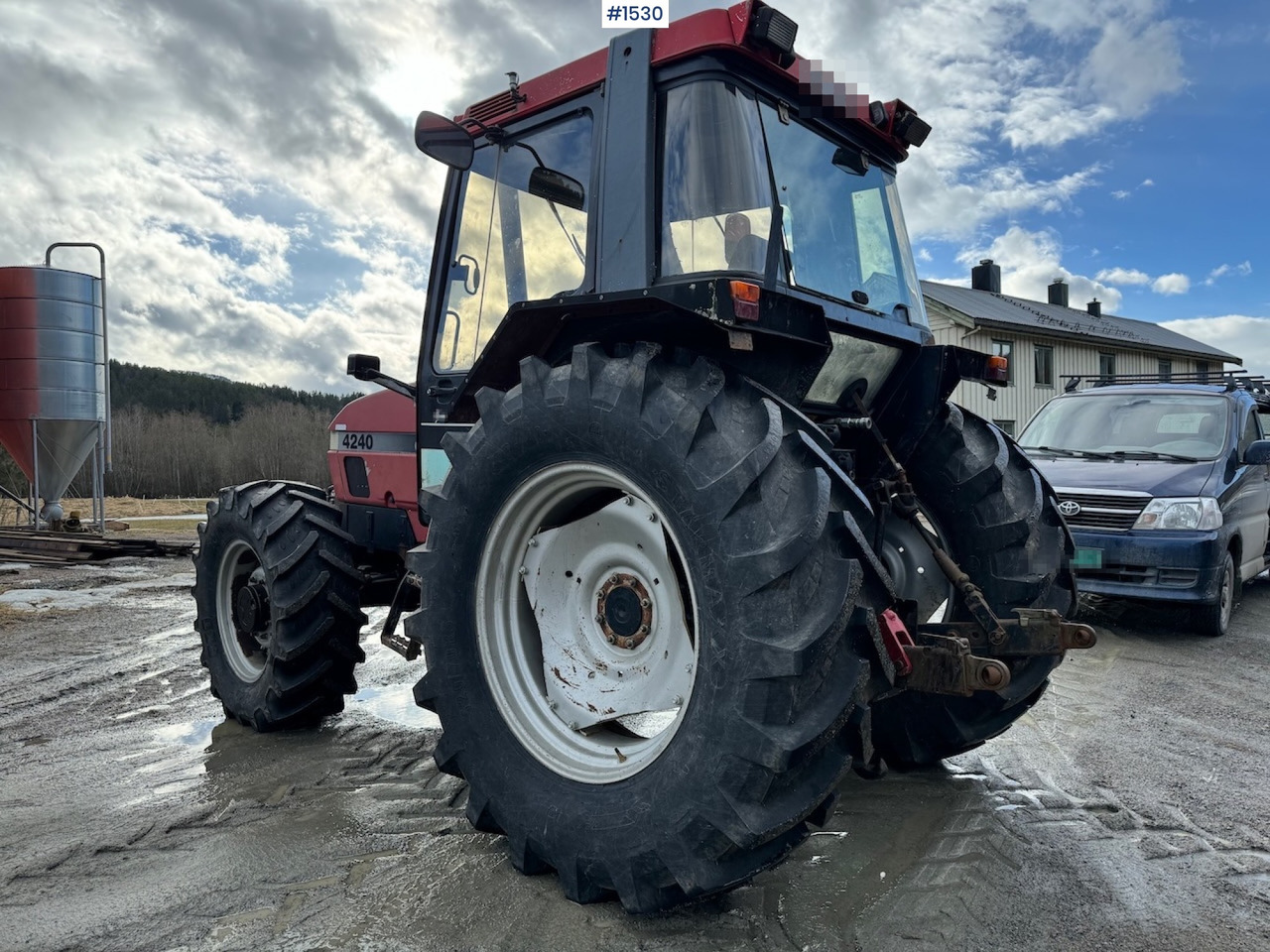 1996 Case CASE IH 4240 XL - 장궤형 트랙터 : 사진 5 1996 Case CASE IH 4240 XL - 장궤형 트랙터 : 사진 5