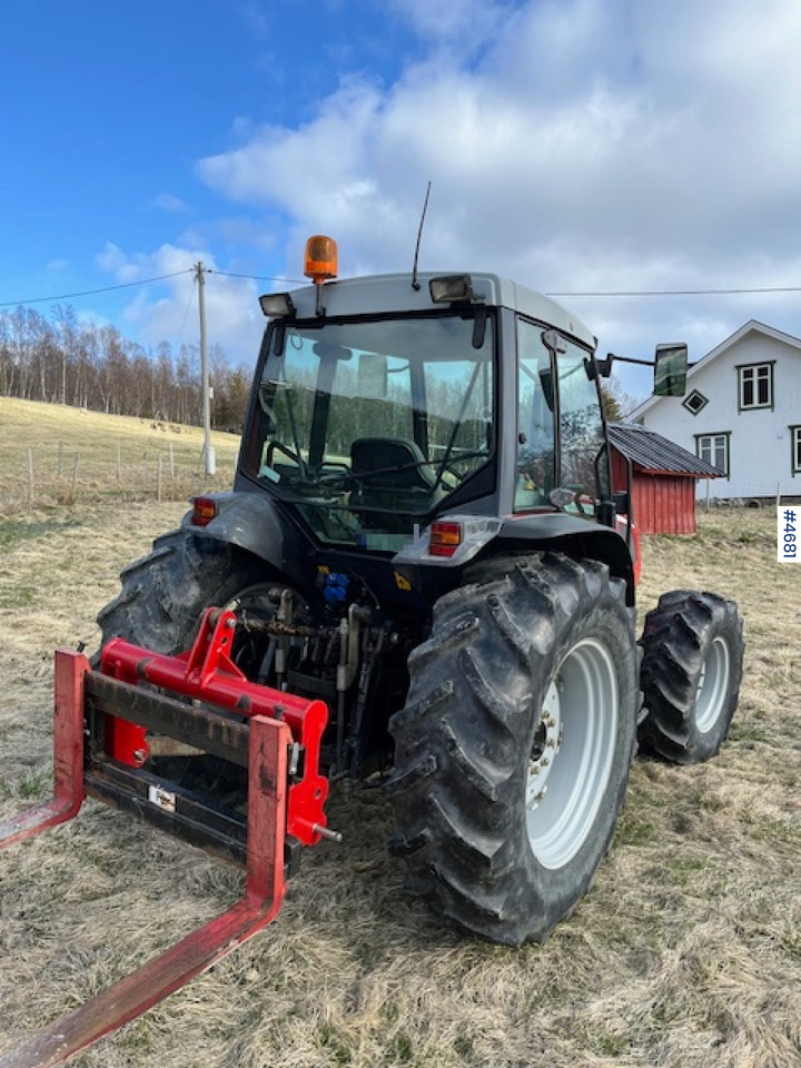 2000 Massey Ferguson 2230 - 장궤형 트랙터 : 사진 5 2000 Massey Ferguson 2230 - 장궤형 트랙터 : 사진 5