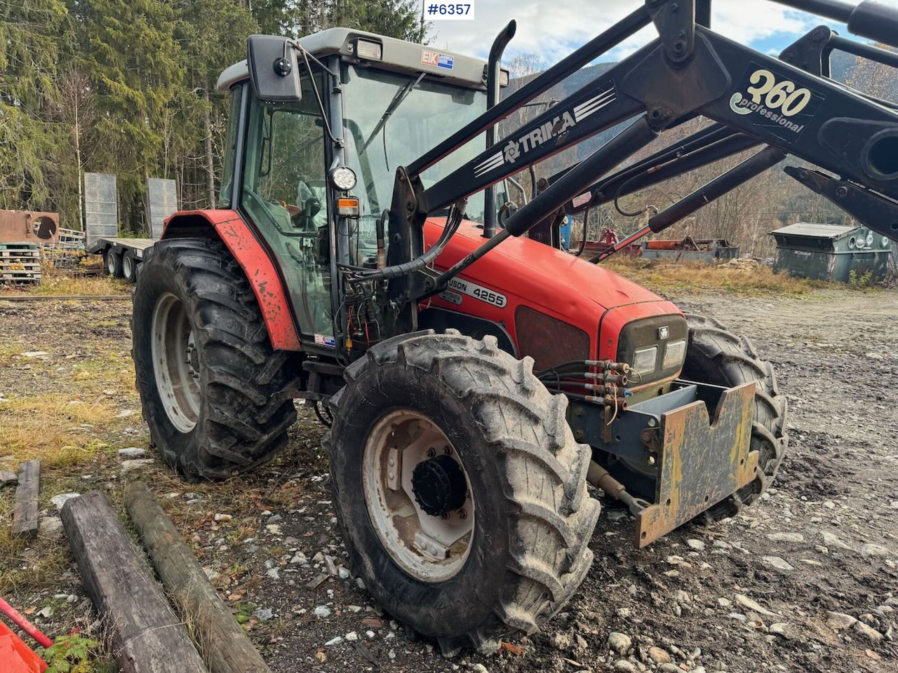 2000 Massey Ferguson 4255 m/ frontlaster - 장궤형 트랙터 : 사진 1 2000 Massey Ferguson 4255 m/ frontlaster - 장궤형 트랙터 : 사진 1