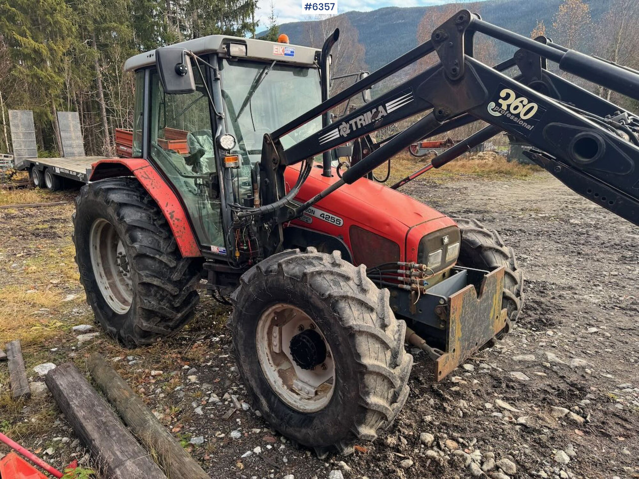 2000 Massey Ferguson 4255 m/ frontlaster - 장궤형 트랙터 : 사진 2 2000 Massey Ferguson 4255 m/ frontlaster - 장궤형 트랙터 : 사진 2