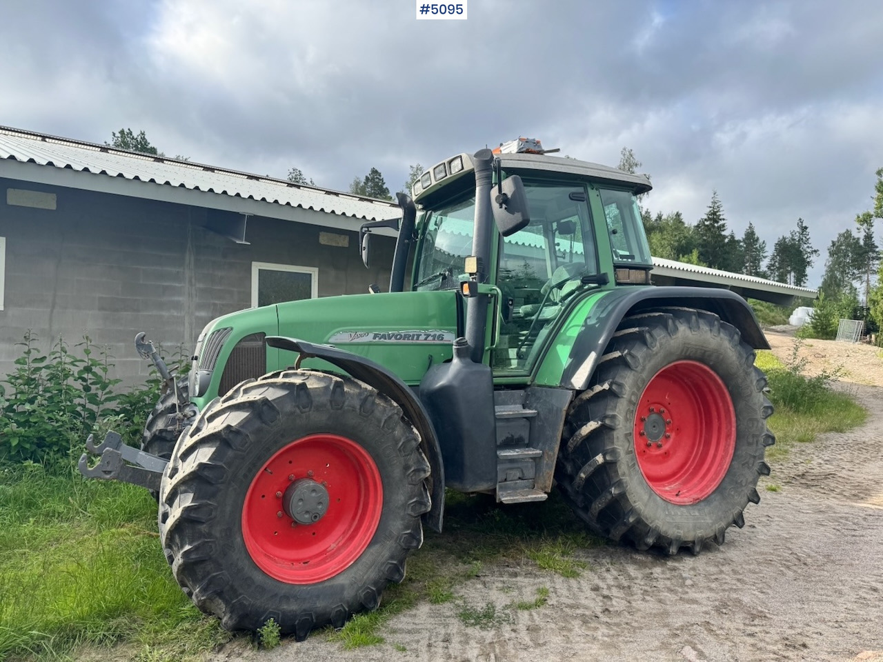 2002 Fendt 716 Vario w/ Front hydraulics. - 장궤형 트랙터 : 사진 1 2002 Fendt 716 Vario w/ Front hydraulics. - 장궤형 트랙터 : 사진 1