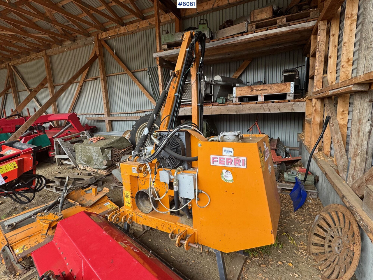2002 Ferry pasture mower with TN120 cutting head and extra mowing unit - 건초 및 목초 장비 : 사진 3 2002 Ferry pasture mower with TN120 cutting head and extra mowing unit - 건초 및 목초 장비 : 사진 3