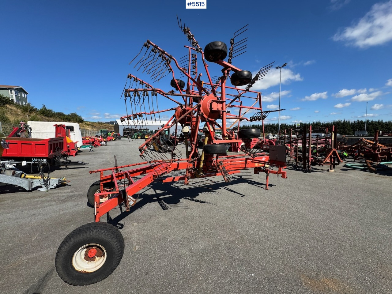 2002 Kuhn GA 7301 Collecting rake - 건초 및 목초 장비 : 사진 1 2002 Kuhn GA 7301 Collecting rake - 건초 및 목초 장비 : 사진 1