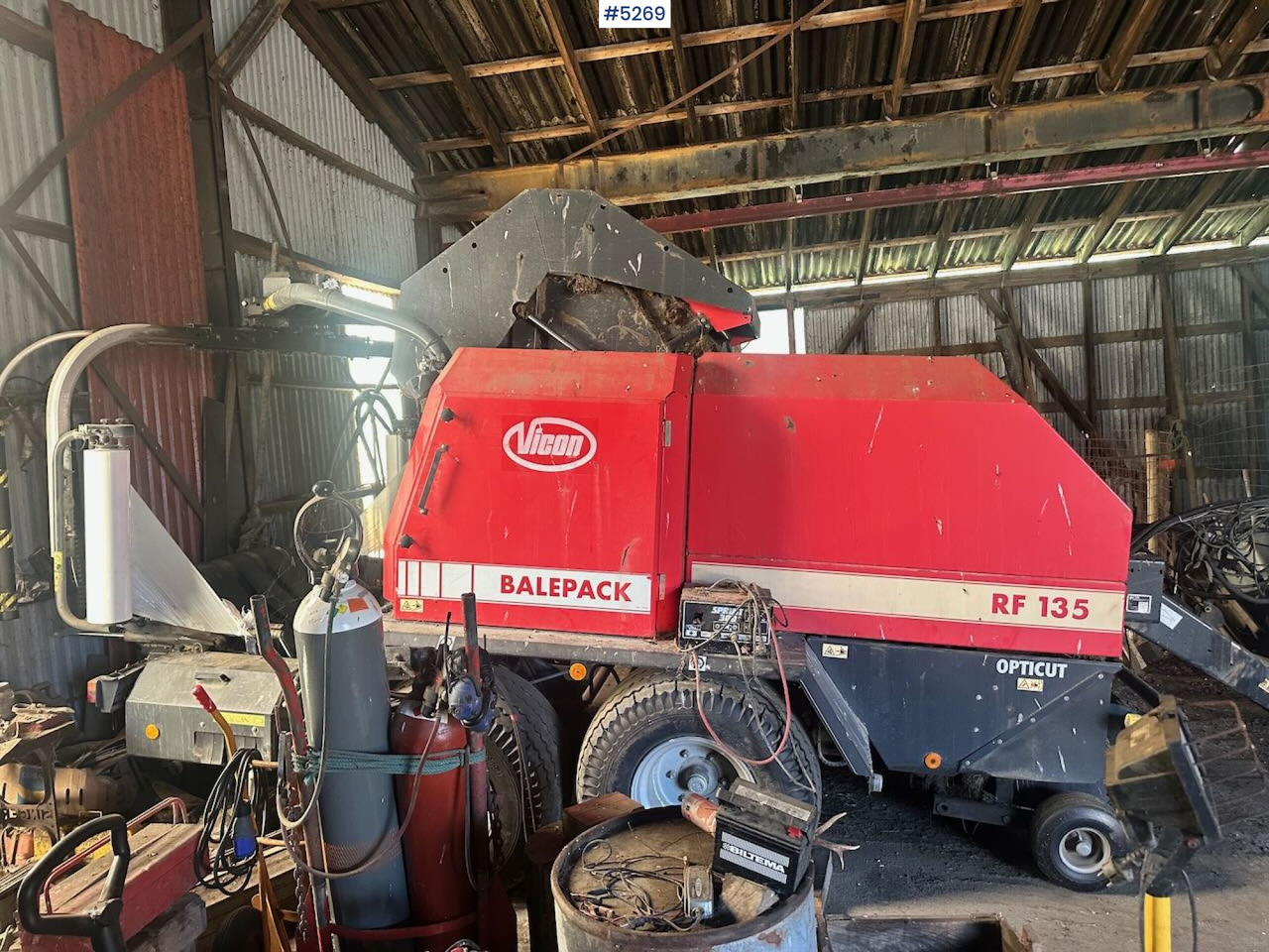 2003 Vicon RF 135 opticut round baler. - 건초 및 목초 장비 : 사진 3 2003 Vicon RF 135 opticut round baler. - 건초 및 목초 장비 : 사진 3