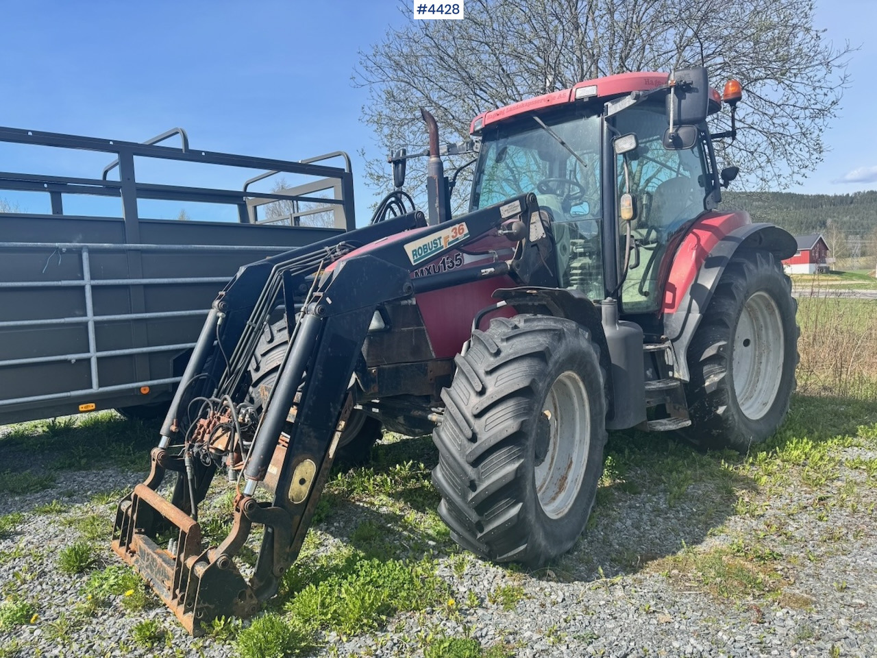 2004 Case MXU 135 4x4 w/ Front Loader. - 장궤형 트랙터 : 사진 4 2004 Case MXU 135 4x4 w/ Front Loader. - 장궤형 트랙터 : 사진 4
