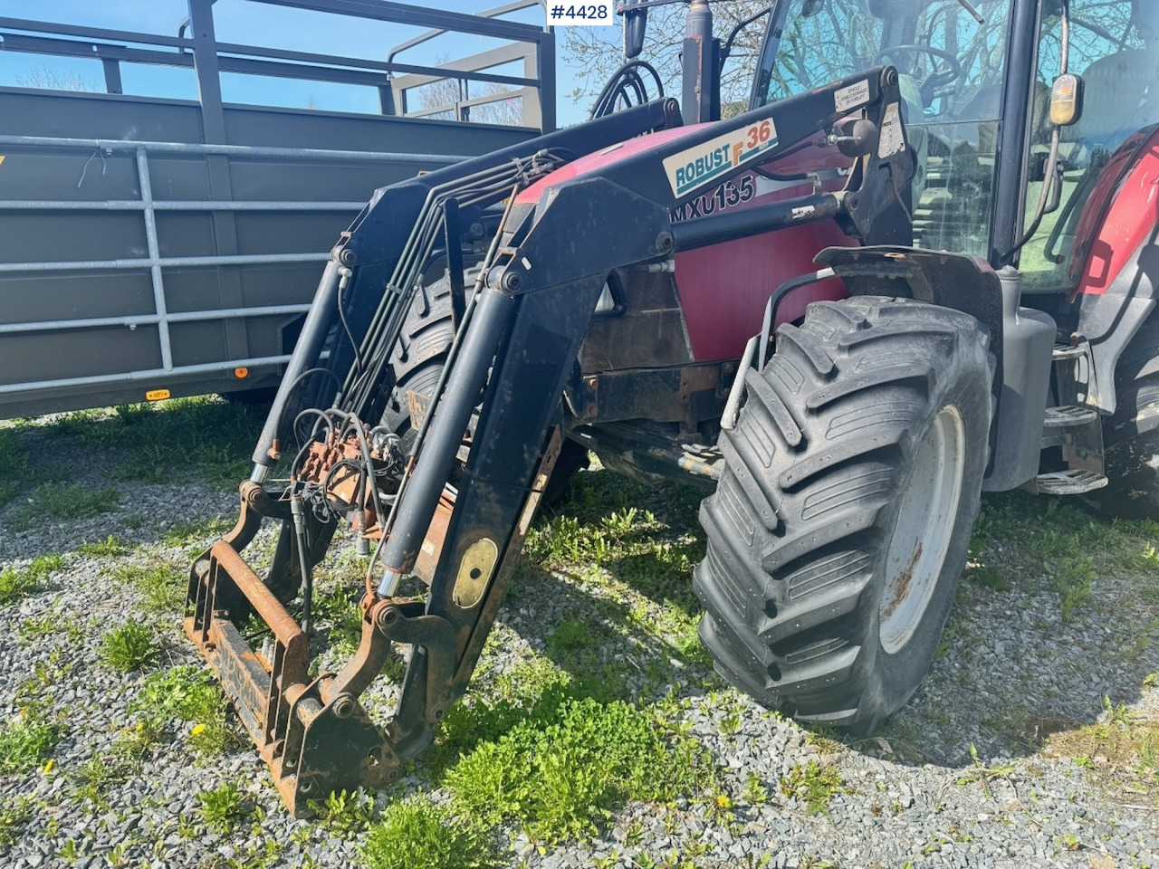 2004 Case MXU 135 4x4 w/ Front Loader. - 장궤형 트랙터 : 사진 2 2004 Case MXU 135 4x4 w/ Front Loader. - 장궤형 트랙터 : 사진 2