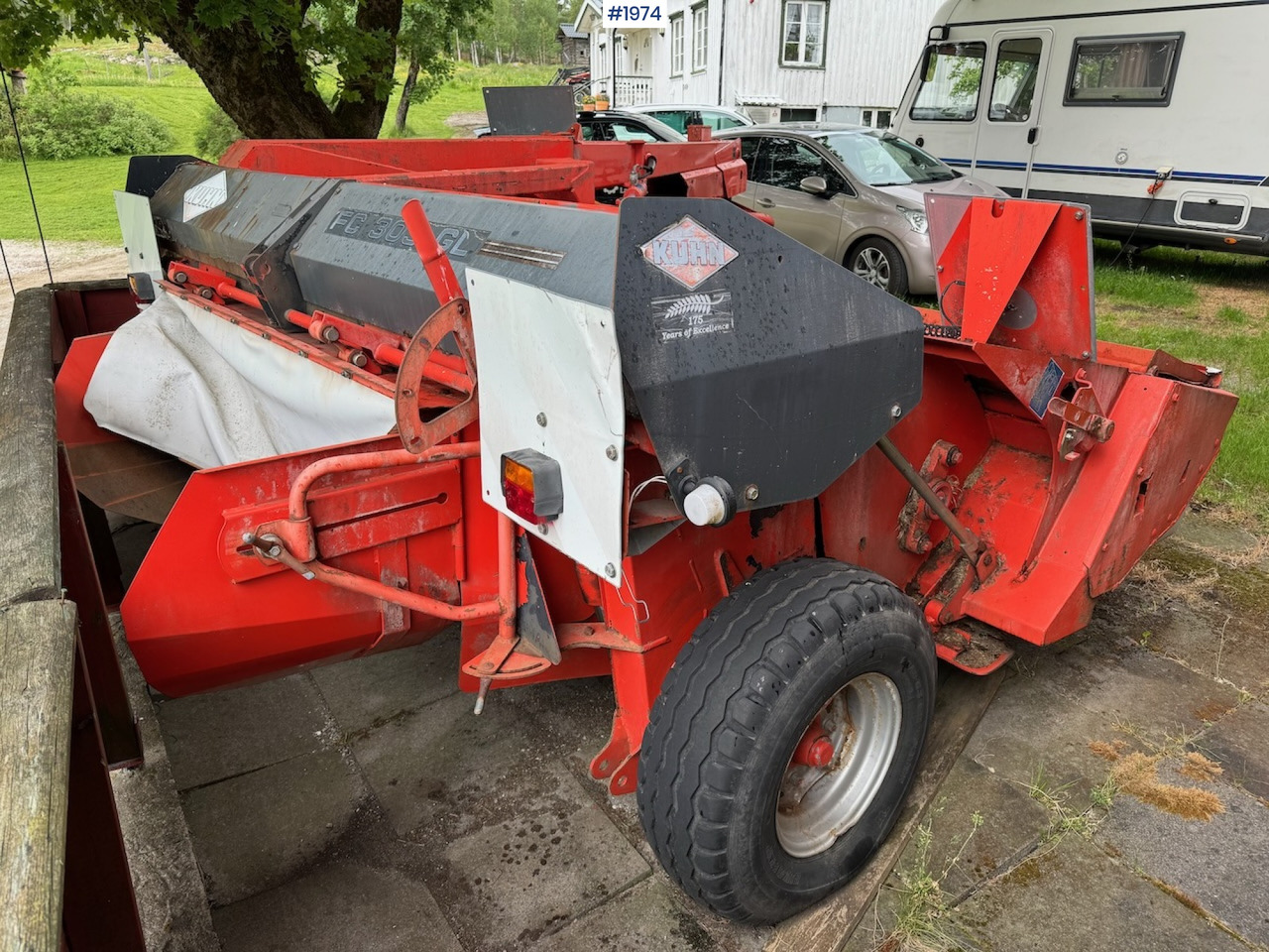 2004 Kuhn FC 303 GL Trailed Mower - 건초 및 목초 장비 : 사진 4 2004 Kuhn FC 303 GL Trailed Mower - 건초 및 목초 장비 : 사진 4