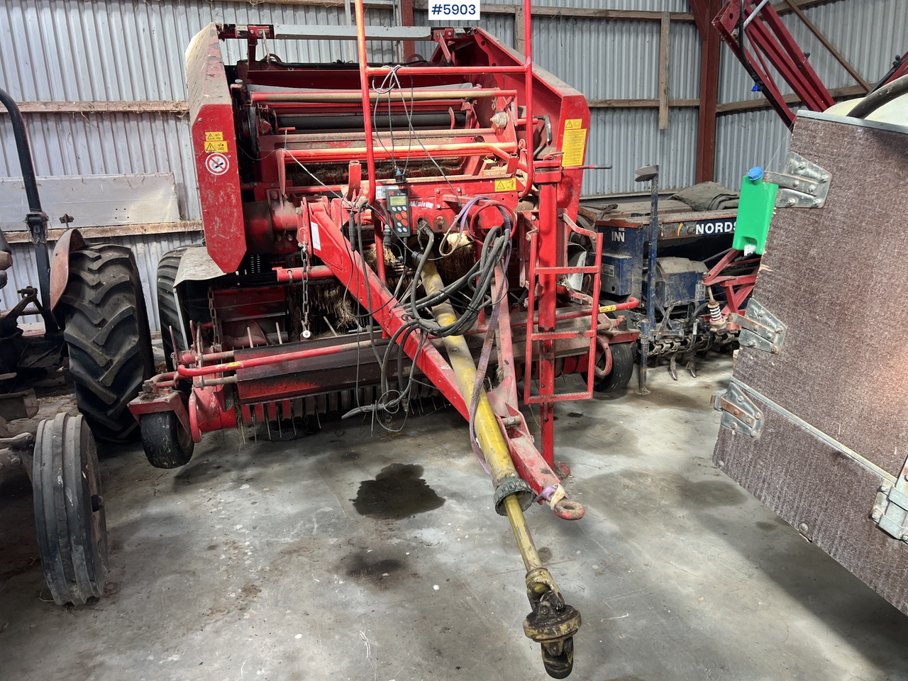 2005 Welger RP 235 press w/ net - 건초 및 목초 장비 : 사진 1 2005 Welger RP 235 press w/ net - 건초 및 목초 장비 : 사진 1