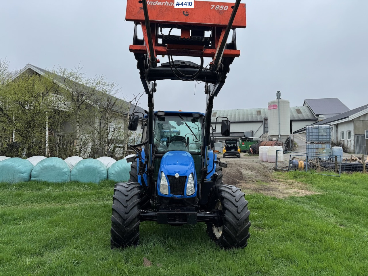 리스 2006 New Holland TL100 A w/Front Loader. 2006 New Holland TL100 A w/Front Loader. : 사진 7 리스 2006 New Holland TL100 A w/Front Loader. 2006 New Holland TL100 A w/Front Loader. : 사진 7