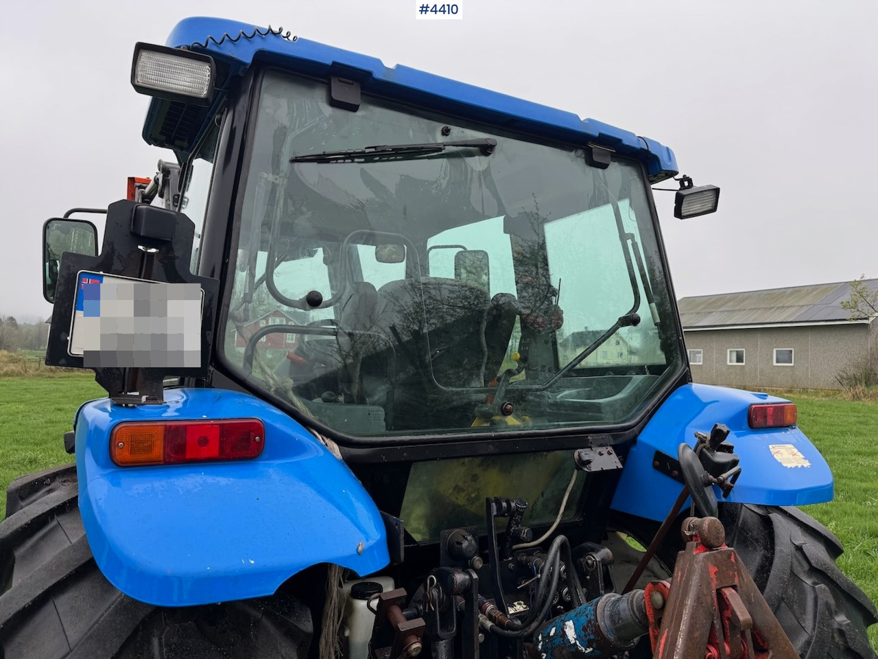 리스 2006 New Holland TL100 A w/Front Loader. 2006 New Holland TL100 A w/Front Loader. : 사진 17 리스 2006 New Holland TL100 A w/Front Loader. 2006 New Holland TL100 A w/Front Loader. : 사진 17