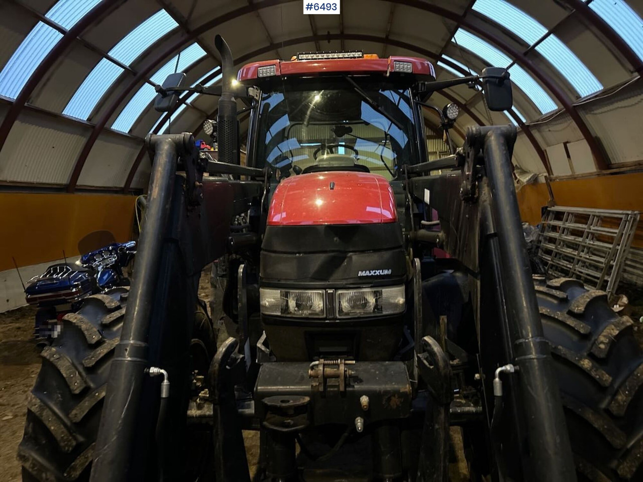 2007 CASE IH MXU 135 Pro 4x4 tractor w/ front loader. - 장궤형 트랙터 : 사진 4 2007 CASE IH MXU 135 Pro 4x4 tractor w/ front loader. - 장궤형 트랙터 : 사진 4
