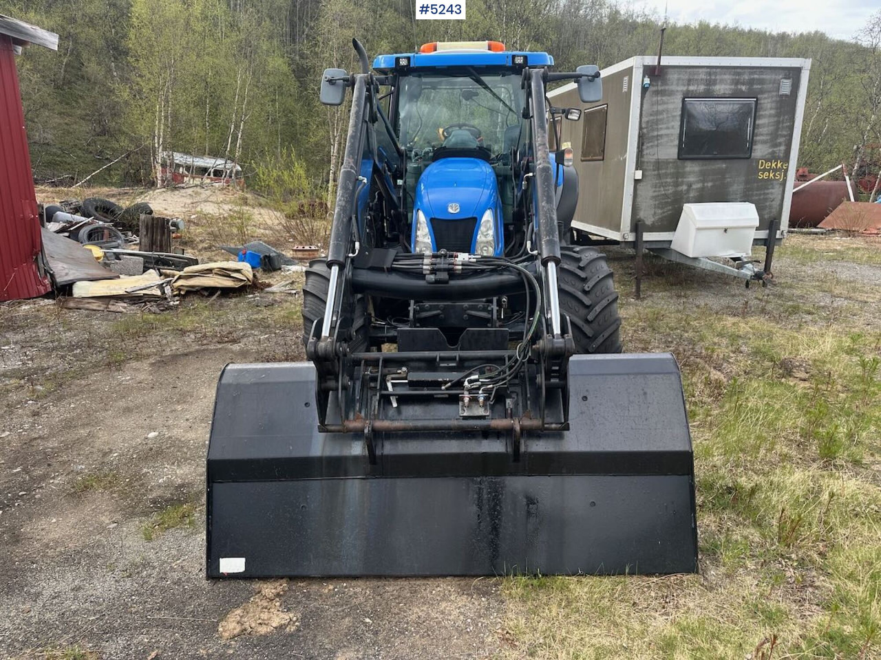 2007 New Holland TS135 4x4 tractor w/ front loader. WATCH VIDEO. - 장궤형 트랙터 : 사진 3 2007 New Holland TS135 4x4 tractor w/ front loader. WATCH VIDEO. - 장궤형 트랙터 : 사진 3