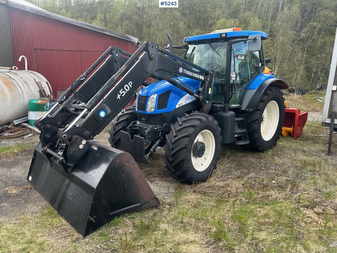 2007 New Holland TS135 4x4 tractor w/ front loader. WATCH VIDEO. - 장궤형 트랙터 : 사진 1 2007 New Holland TS135 4x4 tractor w/ front loader. WATCH VIDEO. - 장궤형 트랙터 : 사진 1