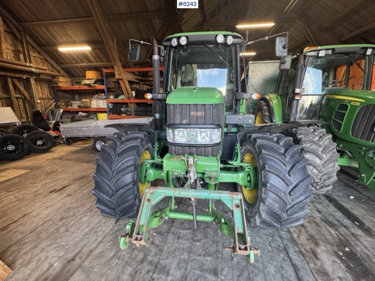 2008 John Deere 6230 Premium (114 hp) – Only 2,402 hours! - 장궤형 트랙터 : 사진 5 2008 John Deere 6230 Premium (114 hp) – Only 2,402 hours! - 장궤형 트랙터 : 사진 5